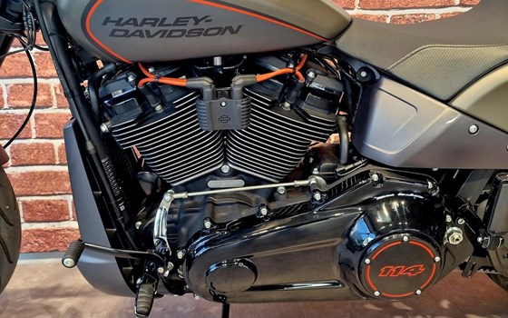 Gebrauchtmotorrad Harley-Davidson Softail FXDR 114 FXDRS - Bild 6