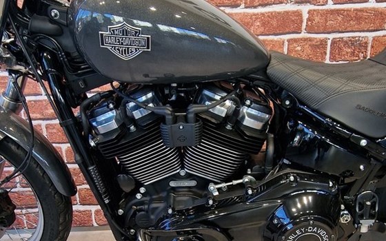 Gebrauchtmotorrad Harley-Davidson Softail Standard FXST - Bild 10