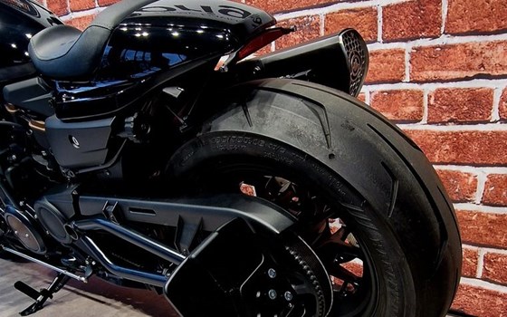 Gebrauchtmotorrad Harley-Davidson Sportster S RH1250S - Bild 10