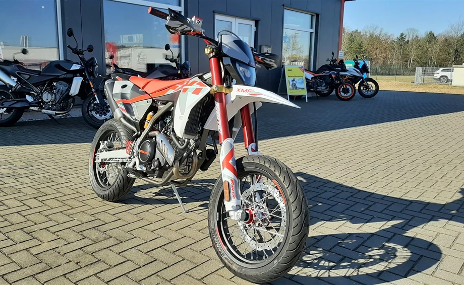 Angebot Fantic XMF 125 Competition Bild 3: Angebot Fantic XMF 125 Competition