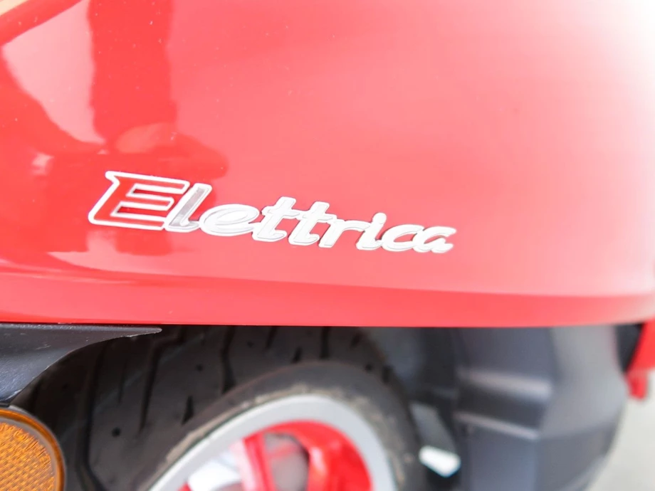 Angebot Vespa Elettrica Bild 10: Angebot Vespa Elettrica