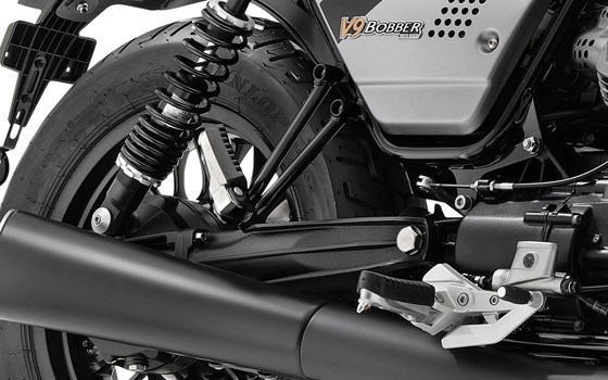 Neufahrzeug Moto Guzzi V9 Bobber Special Edition - Bild 3