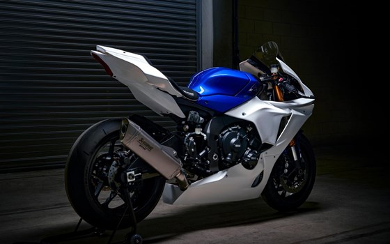 Neufahrzeug Yamaha R1 GYTR - Bild 13