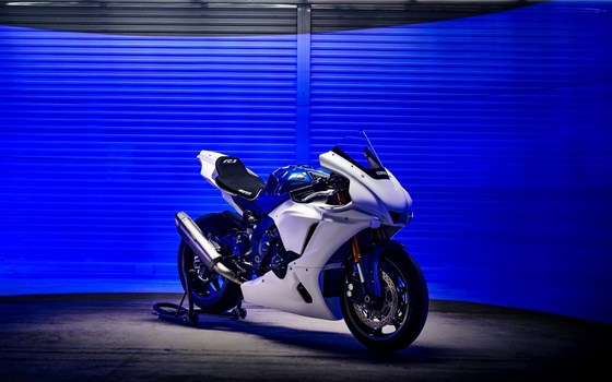 Neufahrzeug Yamaha R1 GYTR - Bild 8