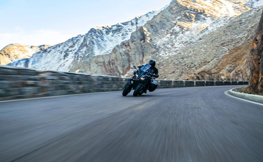 Angebot Yamaha Niken GT Bild 10: Angebot Yamaha Niken GT