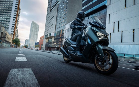 Neufahrzeug Yamaha XMAX 300 Tech MAX - Bild 6