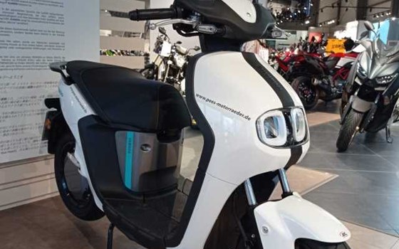 Gebrauchtmotorrad Yamaha NEO's - Bild 3
