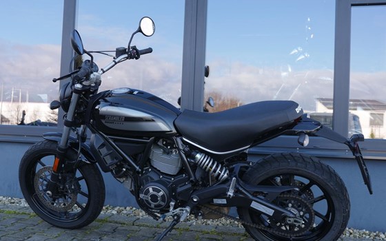 Gebrauchtmotorrad Ducati Scrambler Sixty2 - Bild 7