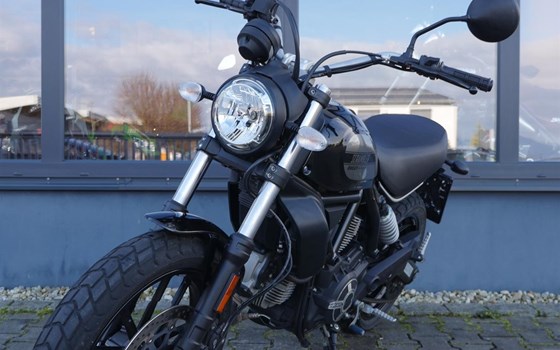 Gebrauchtmotorrad Ducati Scrambler Sixty2 - Bild 8