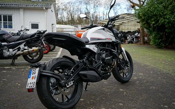 Gebrauchtmotorrad Moto Morini 6 1/2 Seiemmezzo STR - Bild 2