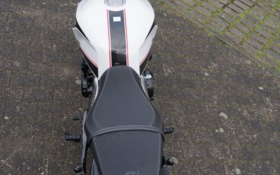 Gebrauchtmotorrad Moto Morini 6 1/2 Seiemmezzo STR - Bild 7