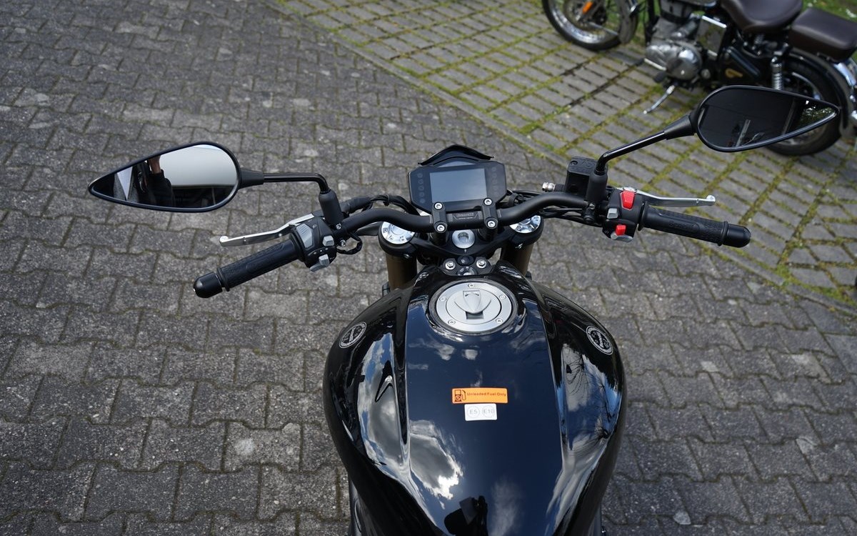 Angebot Benelli 752 S