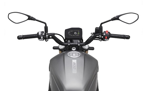 Neufahrzeug Benelli Leoncino 800 - Bild 7