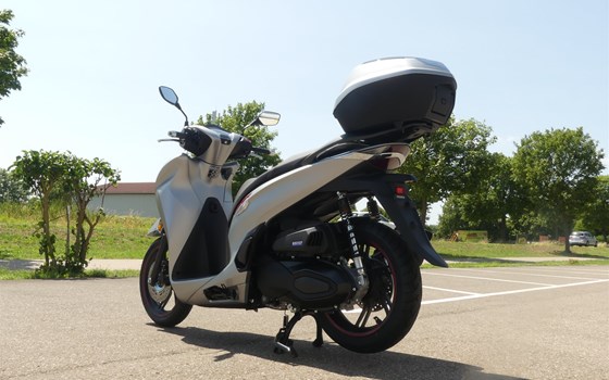 Gebrauchtmotorrad Honda SH350i - Bild 7