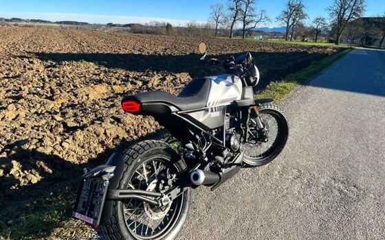 Neufahrzeug Brixton Crossfire 125 - Bild 3 Neufahrzeug Brixton Crossfire 125 - Bild 3