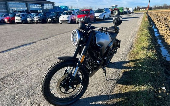 Neufahrzeug Brixton Crossfire 125 - Bild 4 Neufahrzeug Brixton Crossfire 125 - Bild 4