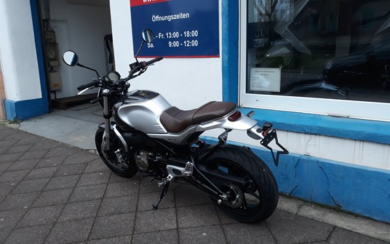 Gebrauchtmotorrad QJ Motor SRV 550 - Bild 2