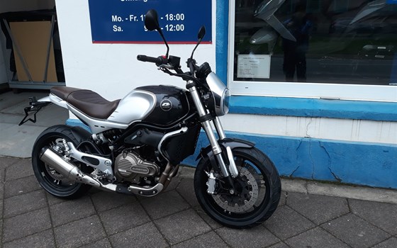 Gebrauchtmotorrad QJ Motor SRV 550 - Bild 6