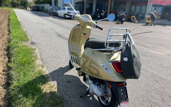 Neufahrzeug Vespa Primavera - Bild 4 Neufahrzeug Vespa Primavera - Bild 4