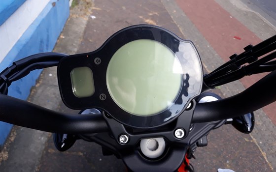 Gebrauchtmotorrad QJ Motor SRV 550 - Bild 5