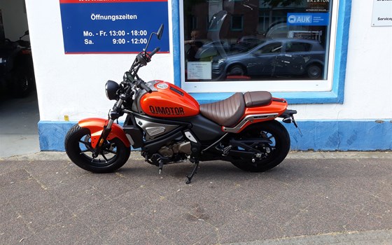 Gebrauchtmotorrad QJ Motor SRV 550 - Bild 10