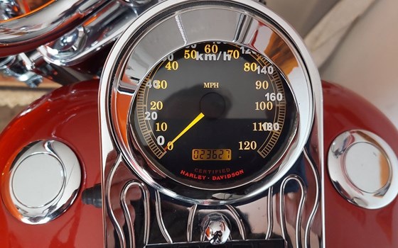Gebrauchtmotorrad Harley-Davidson Softail Fat Boy FLSTF - Bild 4