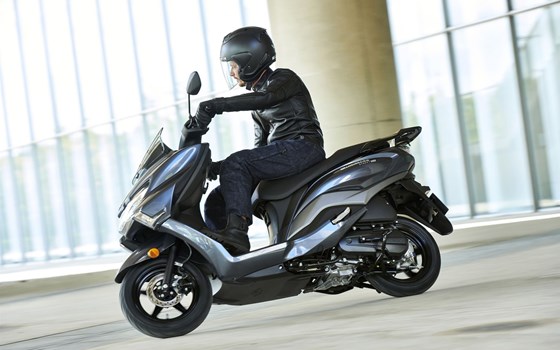 Neufahrzeug Suzuki Burgman Street 125EX - Bild 14 Neufahrzeug Suzuki Burgman Street 125EX - Bild 14