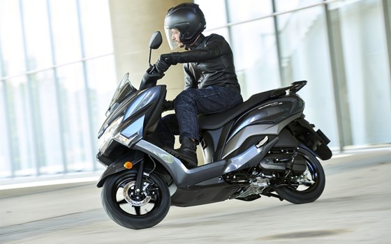 Neufahrzeug Suzuki Burgman Street 125EX - Bild 9 Neufahrzeug Suzuki Burgman Street 125EX - Bild 9