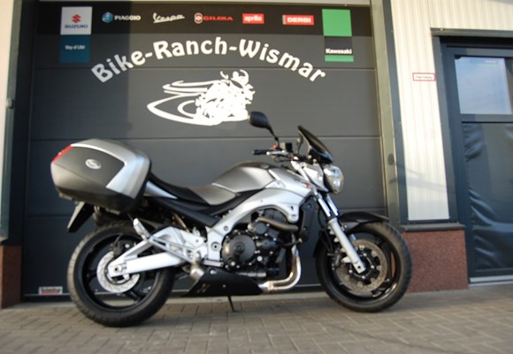 Suzuki GSR 600