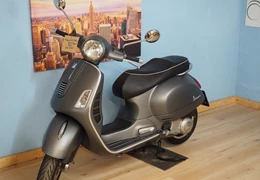 Gebrauchte Vespa GTS 300 i.e. Super Sport Gebrauchte Vespa GTS 300 i.e. Super Sport