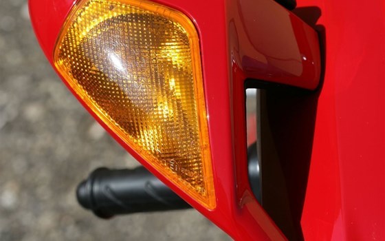 Gebrauchtmotorrad Ducati 999S - Bild 20 Gebrauchtmotorrad Ducati 999S - Bild 20
