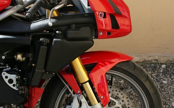 Gebrauchtmotorrad Ducati 999S - Bild 30 Gebrauchtmotorrad Ducati 999S - Bild 30