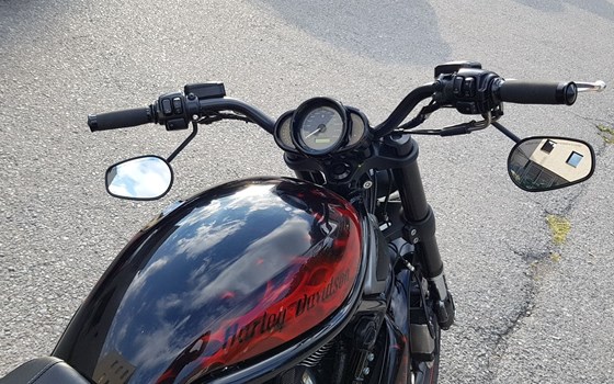 Gebrauchtmotorrad Harley-Davidson V-Rod VRSCX - Bild 3