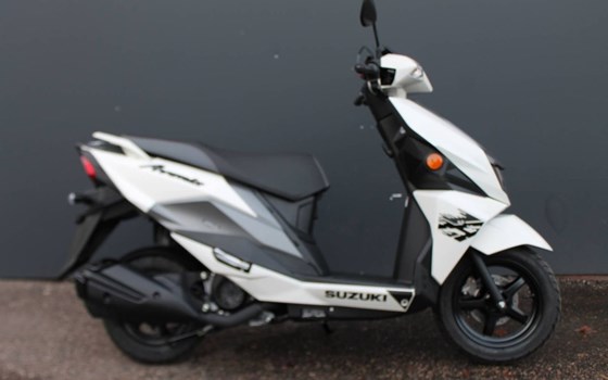 Gebrauchtmotorrad Suzuki Avenis 125 - Bild 1