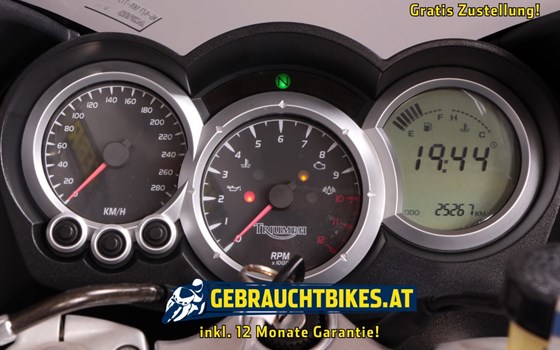 Gebrauchtmotorrad Triumph Sprint ST 1050 - Bild 5 Gebrauchtmotorrad Triumph Sprint ST 1050 - Bild 5