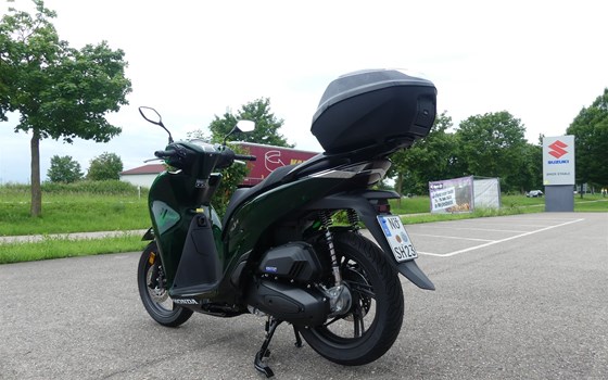 Gebrauchtmotorrad Honda SH125i - Bild 6