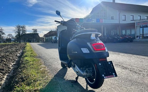 Neufahrzeug Vespa GTS 125 Super Tech - Bild 4