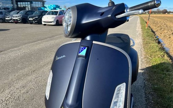 Neufahrzeug Vespa GTS 125 Super Tech - Bild 5