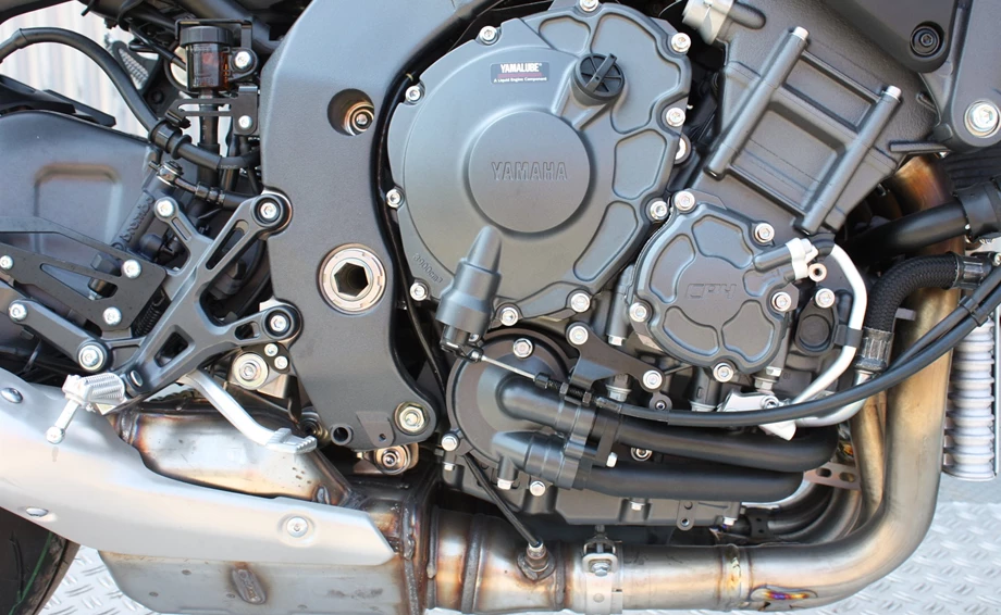 Angebot Yamaha MT-10 Bild 5: Angebot Yamaha MT-10