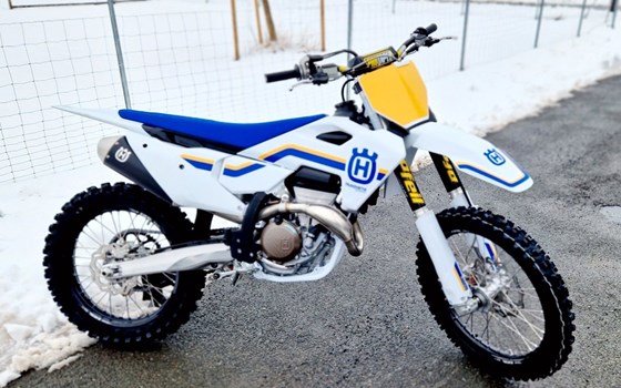 Neufahrzeug Husqvarna FC 350 Heritage - Bild 2