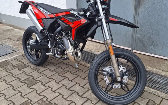 Neufahrzeug Beta RR 50 Motard - Bild 1 Neufahrzeug Beta RR 50 Motard - Bild 1