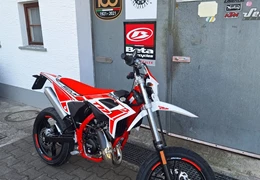 Neumotorrad Beta SPM50 Sport Neumotorrad Beta SPM50 Sport