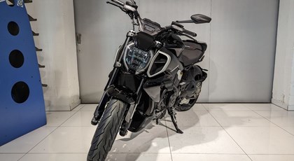 Neumotorrad Ducati Diavel V4