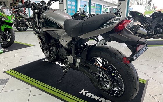 Neufahrzeug Kawasaki Z650 RS - Bild 7