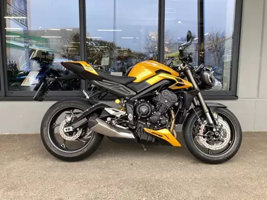 Triumph Street Triple 765 RS<br />Teilzahlung € 149.-mit 4 Jahren Garantie Aktion €765,-