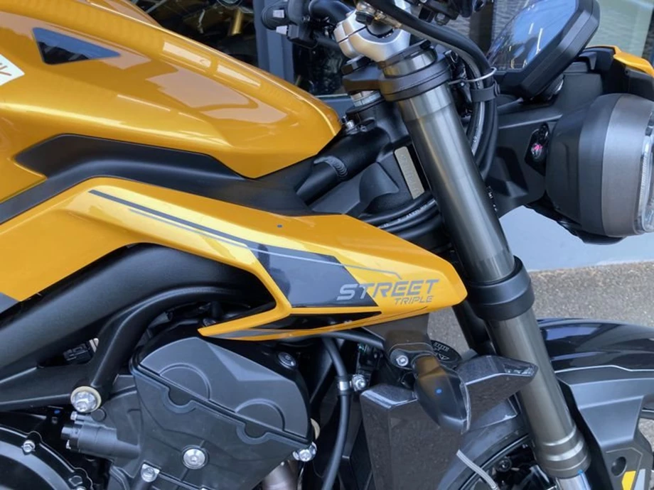 Angebot Triumph Street Triple 765 RS Bild 6: Angebot Triumph Street Triple 765 RS