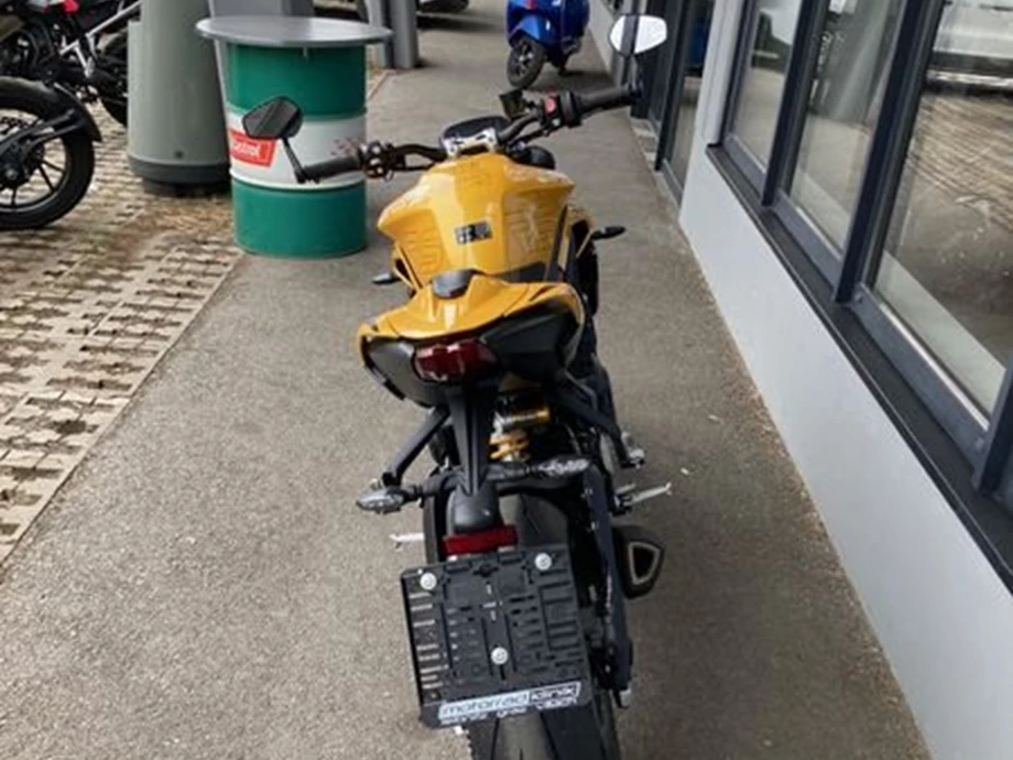 Angebot Triumph Street Triple 765 RS Bild 7: Angebot Triumph Street Triple 765 RS