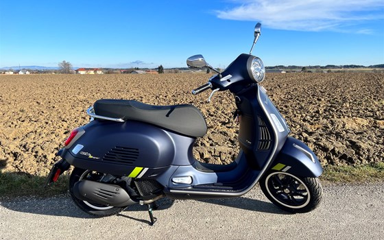 Neufahrzeug Vespa GTS 300 hpe Super Tech - Bild 2
