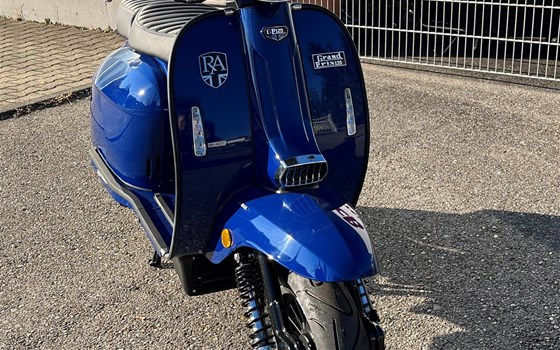 Neufahrzeug Royal Alloy GP 125 LC ABS - Bild 1