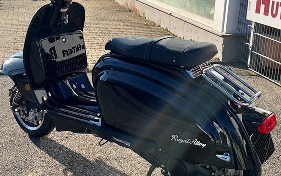 Neufahrzeug Royal Alloy TG 300 LC ABS - Bild 4